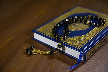 quran, bønneperler, Islamsk hellig bok, tro, åndelighet, tre bord, nærbilde, Svarte bønnperler, religiøse symboler, islamsk kunst, hellig tekst