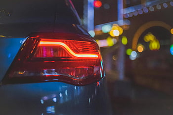 roșu, ușa luminoasă, colorate bokeh, noapte urbană, fotografie de aproape, Setare de noapte, Iluminatul vehiculului, luminile orașului, scena de noapte, design auto, bokeh fundal