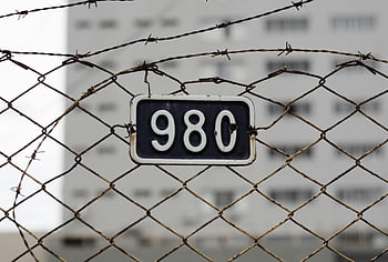 dikenli tel çit, metal numarası, güvenlik, kısıtlama, kapatmak, 980, zincir bağlantı çit, metal tabak, çit, plaka, Tel çit