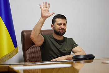 Votodymyr Zelskyyy, Ukrajina, prezident, kyiv, australský parlament, mluvený projev, vlajka, mávání, kancelář, lavice, židle