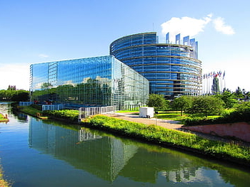 il parlamento europeo a strasburgo, Parlamento europeo, Strasburgo, 1 avenue du président, Robert Schuman, 67000 Strasburgo, Francia, architettura, città europea, deputati, costruzione