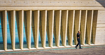 security, smoking, lecture Hall, tenerife, santa Cruz, architecture, attention, glass, concrete, auditorium, man