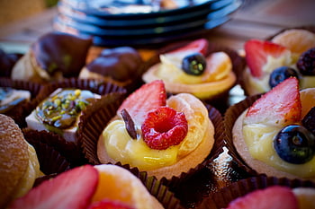ขนมปิ้ง, หวาน, อาหาร, ผลไม้, ครีม, ช็อคโกแลต, งานฉลอง, อร่อย, รสอร่อย, คัพเค้ก, สตรอเบอร์รี่