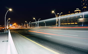 Dubaj, noční provoz, světlé stezky, dlouhé expozice, městské panoráma, moderní architektura, pouliční osvětlení, v noci, noční město, dopravní stezky, panoráma fotografie