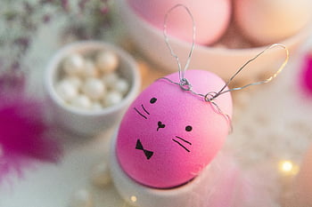 œuf de lapin de Pâques rose, décorations de fête, atmosphère de vacances joyeuse, fermer, charmant, œuf de Pâques, Oeuf Rose, oreilles de lapin, vacances, Pâques, de fête