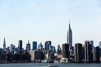 imperium stat bygning, New York City skyline, klar blå himmel, ikoniske vartegn, bylandskab, bybilledet, Manhattan, skyskrabere, rejsefotografering, turistattraktion, New York City View