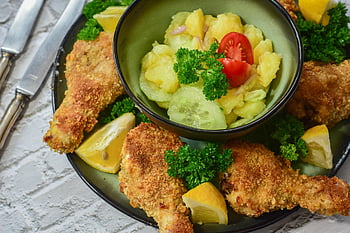 Gebratenes Huhn, Kartoffelsalat, Hähnchen, Mahlzeit, Gebackenes Hühnchen, Mittagessen, Leckeres Gericht, Gericht