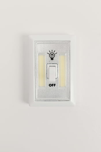 white light switch, white wall, close-up, turned off, clean wall, light switch, white background, wall switch, electrical switch, home decor, interior design