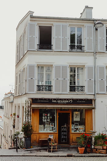 montmartre, Paris, cafenea, Arhitectură pariziană clasică, Strada liniștită a orașului, pitoresc, cafea franceză, scenă urbană, arhitectura europeană, vedere de strada, cultura franceză