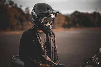 motocyklista, celoobličejová helma, Scénická venkovní jízda, západ slunce, motocykl, venkovní dobrodružství, ochranné zařízení, výlet, cyklista, bezpečnost helmy, pohled