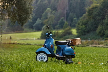 koloběžka, Itálie, venkov, hospodařit, vespa skútr