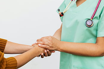 doctor-handshake-patient-handshake-trust