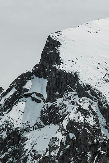 Barren Mountain Peak, snow-covered peak, Bavarian Alps, rugged winter beauty, mountain landscape, snow-covered mountain, winter scenery, alpine scenery, mountain peak, snowy mountain, winter landscape