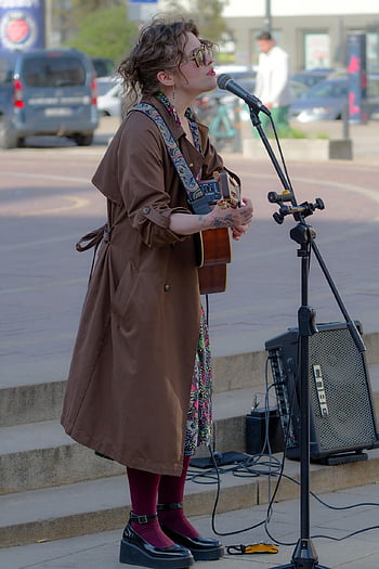 woman, young, glasses, busker, playing, guitar, singing, voice, musical, public Place, urban
