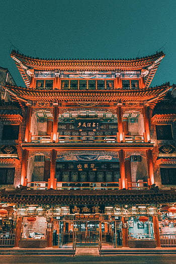 Beijing, edificio chino tradicional, Vista nocturna, fachada con luz brillante, arquitectura china, edificio chino, Arquitectura de Beijing, cultura china, Fachada de edificios chinos, Edificio chino por la noche, Edificio tradicional chino