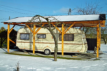 camping, trailer, holiday, tourism, shed, shadows, winter, snow, sky, lighting
