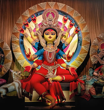 두르가 동상, 여신 Durga, Durga Puja 축제, 콜카타 인도, 화려한 조각상, 힌두교 신, 종교 예술, 인도 문화, 축제 장식, 전통 예술, 신성한 인물