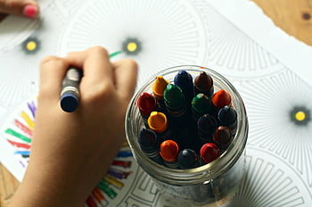 çocuk boyama, pastel boya, yaratıcı sanat, öğrenme ortamı, renkli boya kalemleri, Çizim Etkinliği, yaratıcılığı koruyucu, eğlence aktiviteleri, eğitim oyun, Sanat malzemeleri, boyama sayfası
