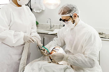zubař, asistent, zubní postup, klinika, trpěliví, Ošetření zubů, Péče o zuby, lékaři, zubní klinika, dentální hygiena, zubní chirurgie
