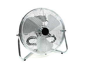 Ventola del pavimento rotondo grigio, ventilatore industriale in acciaio inossidabile, lame di metallo, isolato su bianco, design elegante, Fan industriale, ventilatore a pavimento rotondo, ventola in acciaio inossidabile, Blade a ventole in metallo, sfondo bianco, design industriale