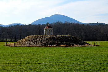 indian Mound, grave, native American, mountain, nature, tree, helen Georgia, buried, historic, tourism, landmark