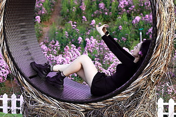 woman, happy, leisure, girl, beautiful, happiness, mood, seat, outdoors, love
