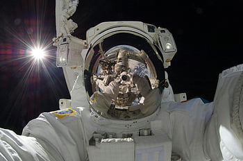 αστροναύτης, κοστούμι χώρου, spacewalk, Διεθνής Διαστημικός Σταθμός, είναι, απώτερο διάστημα, εξερεύνηση του διαστήματος, nasa, διαστημικό κράνος, μηδενική βαρύτητα, φαινόμενο Starburst