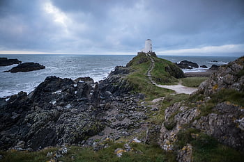 lighthouse, sea, cliffs, ocean, horizon, cloudy, clouds, sky, overcast, cloudy Sky, rocky Cliffs