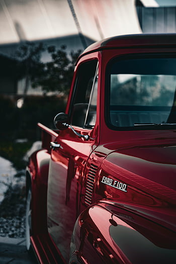 Burgundsko Ford F100, Vintage Ford F100, Klasické automobily, Retro Charm, pickup, město Kuwait, klasická auta, historických nákladních automobilů, Ford F100 vyzvednutí, Retro vozidla, klasické brod