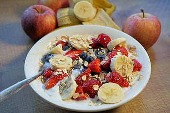 cereal, breakfast, fruit, strawberry, banana, apple, yogurt, blueberries, food, healthy, yummy