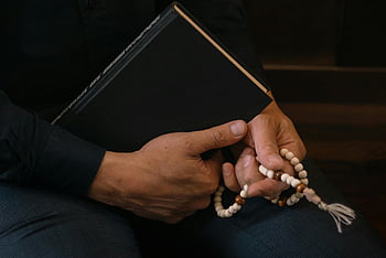bibel, rosenkrans, hænder, bedekranse, Bestil, tro, spiritualitet, tæt på, religiøse symboler, åndelig praksis, bøn